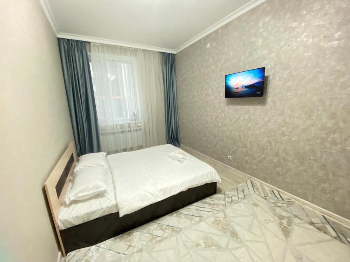 Whitehome In Panorama Park Nur-Sultan  Exterior photo